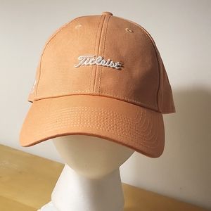 Beautiful Titleist "Nantucket Collection"  baseball hat. Adjustable